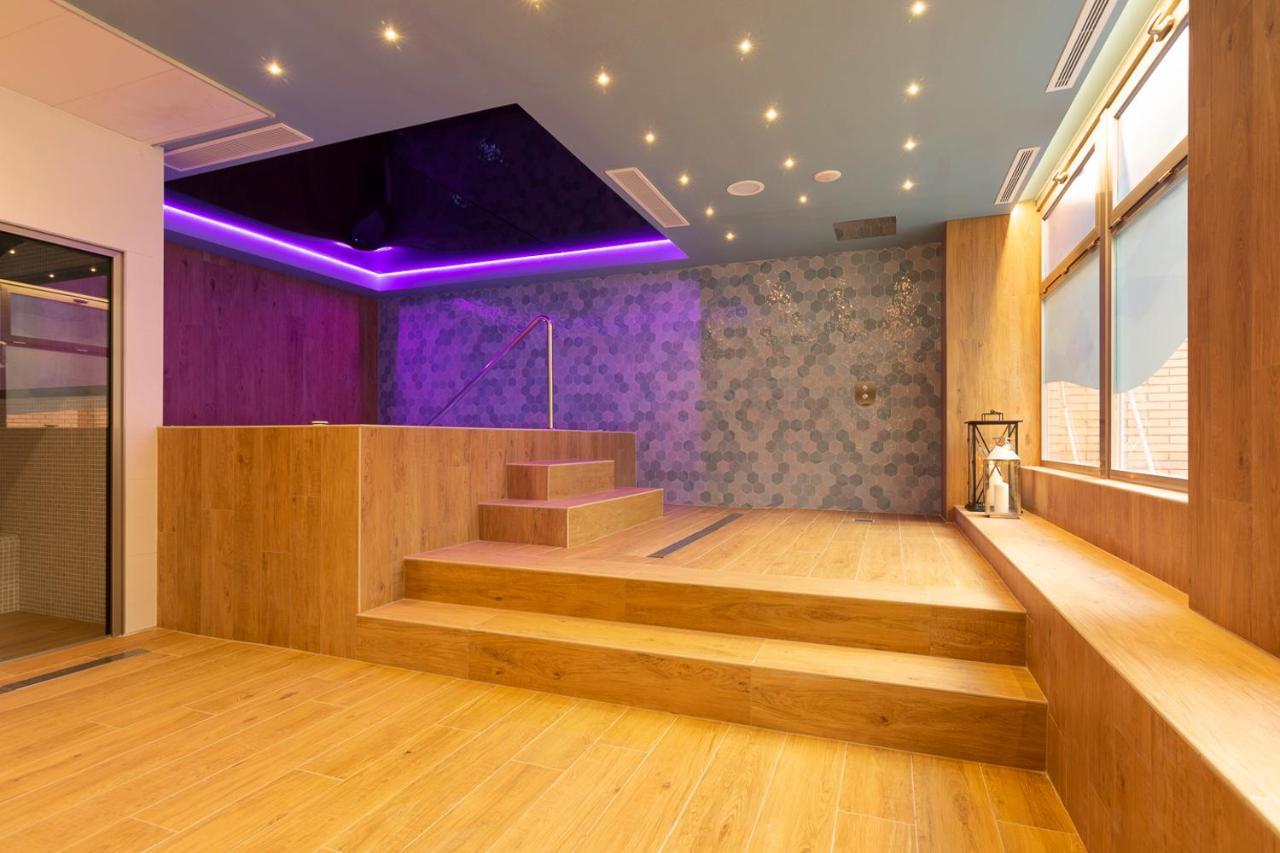 Double Room Spa access