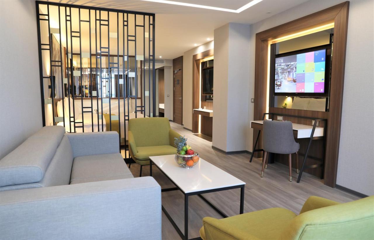 Deluxe Junior Suite