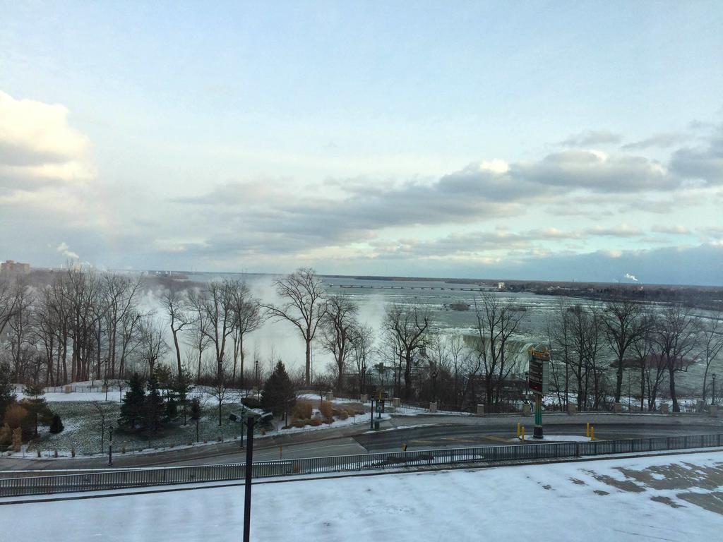 Turmzimmer mit Flussblick Suite mit 1 Kingsize-Bett und Whirlpool