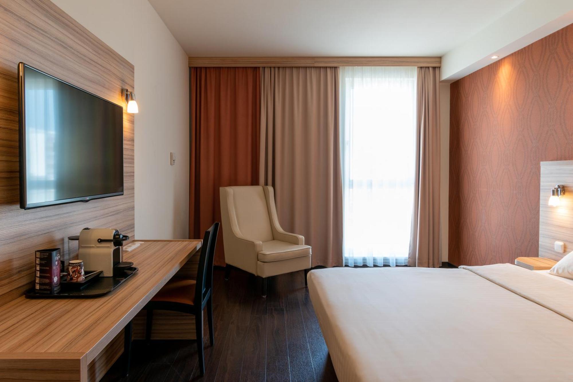 Chambre Lit King-Size Supérieure