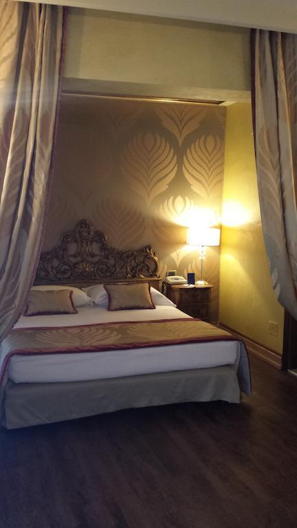 Quarto Superior com Cama de Casal ou 2 de Solteiro
