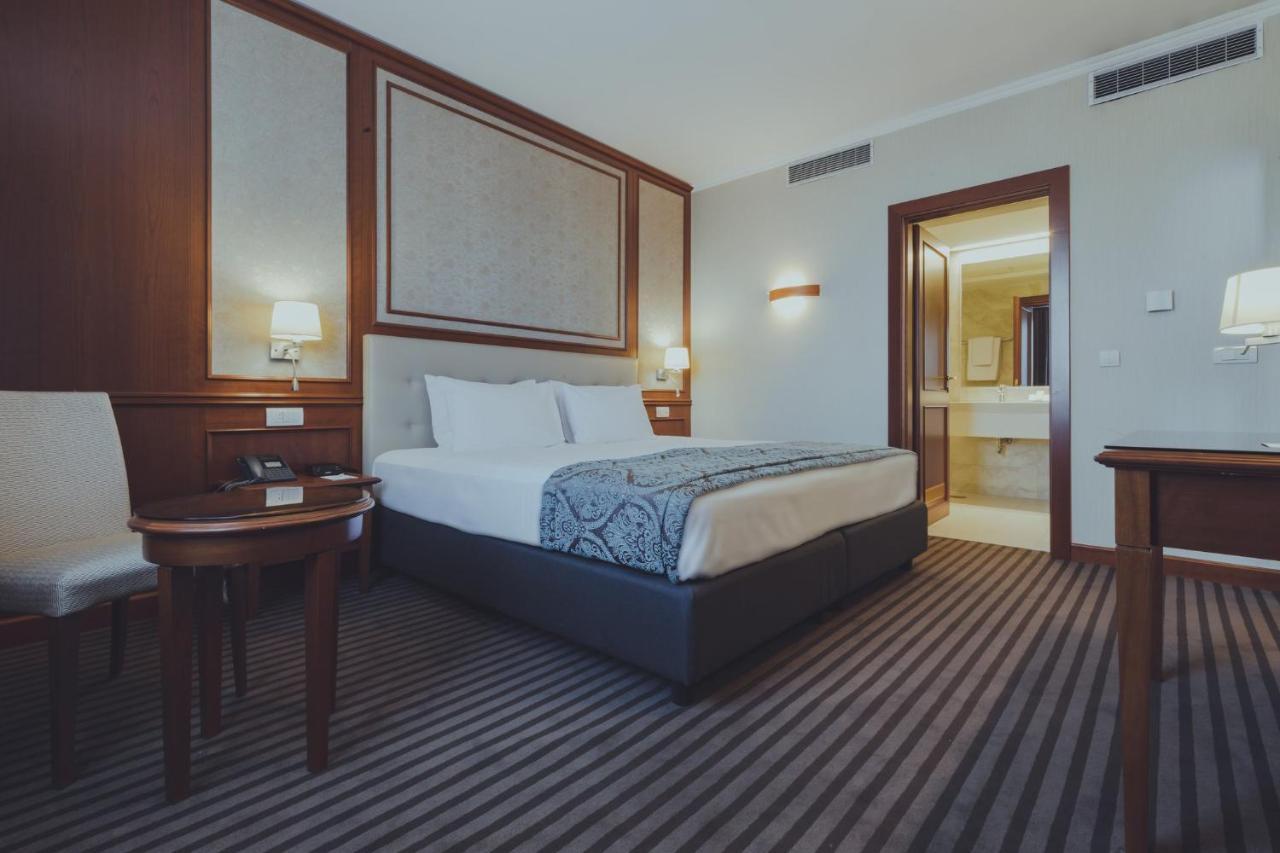 King Suite with Balcony