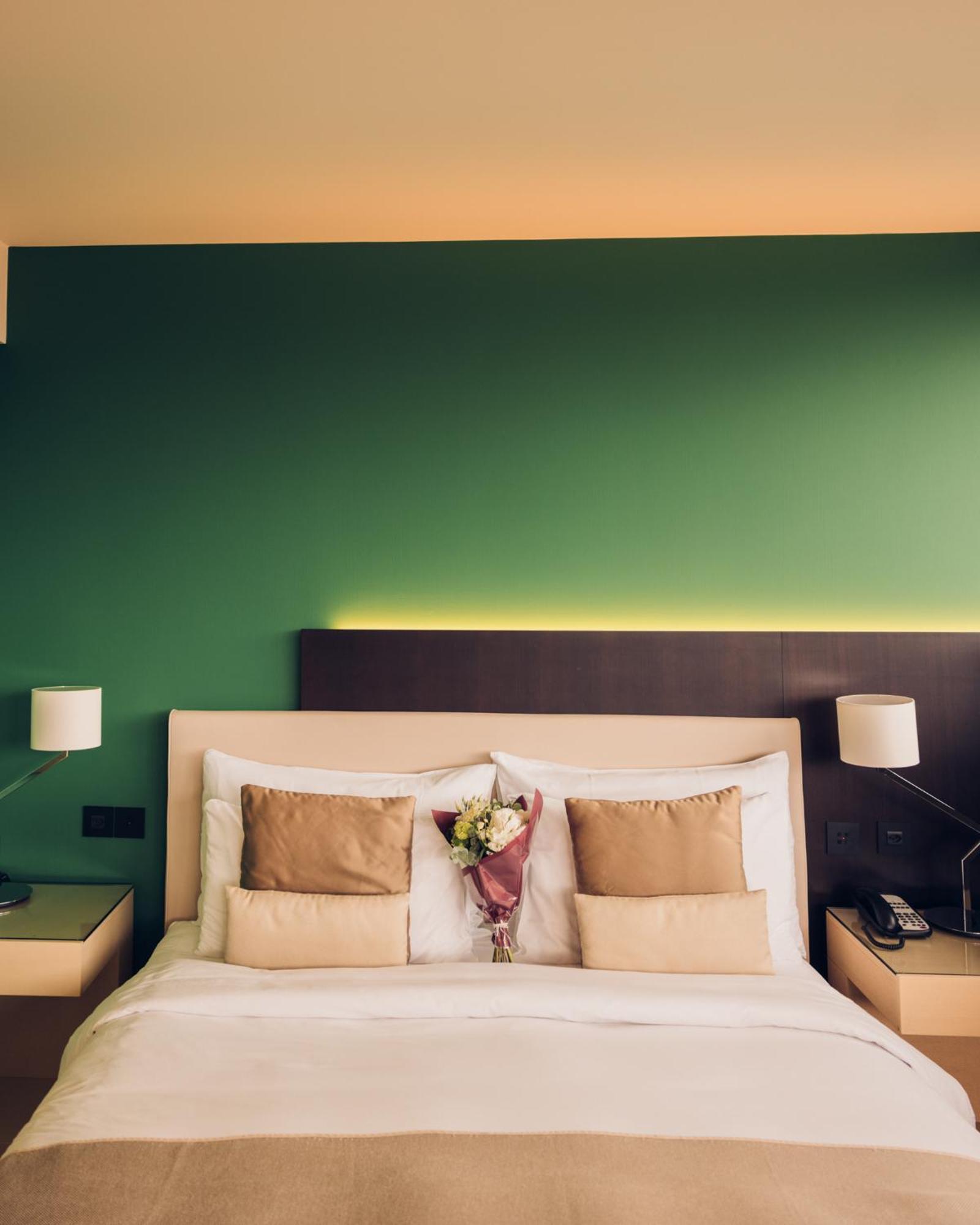 Premium King Room Club Lounge Access