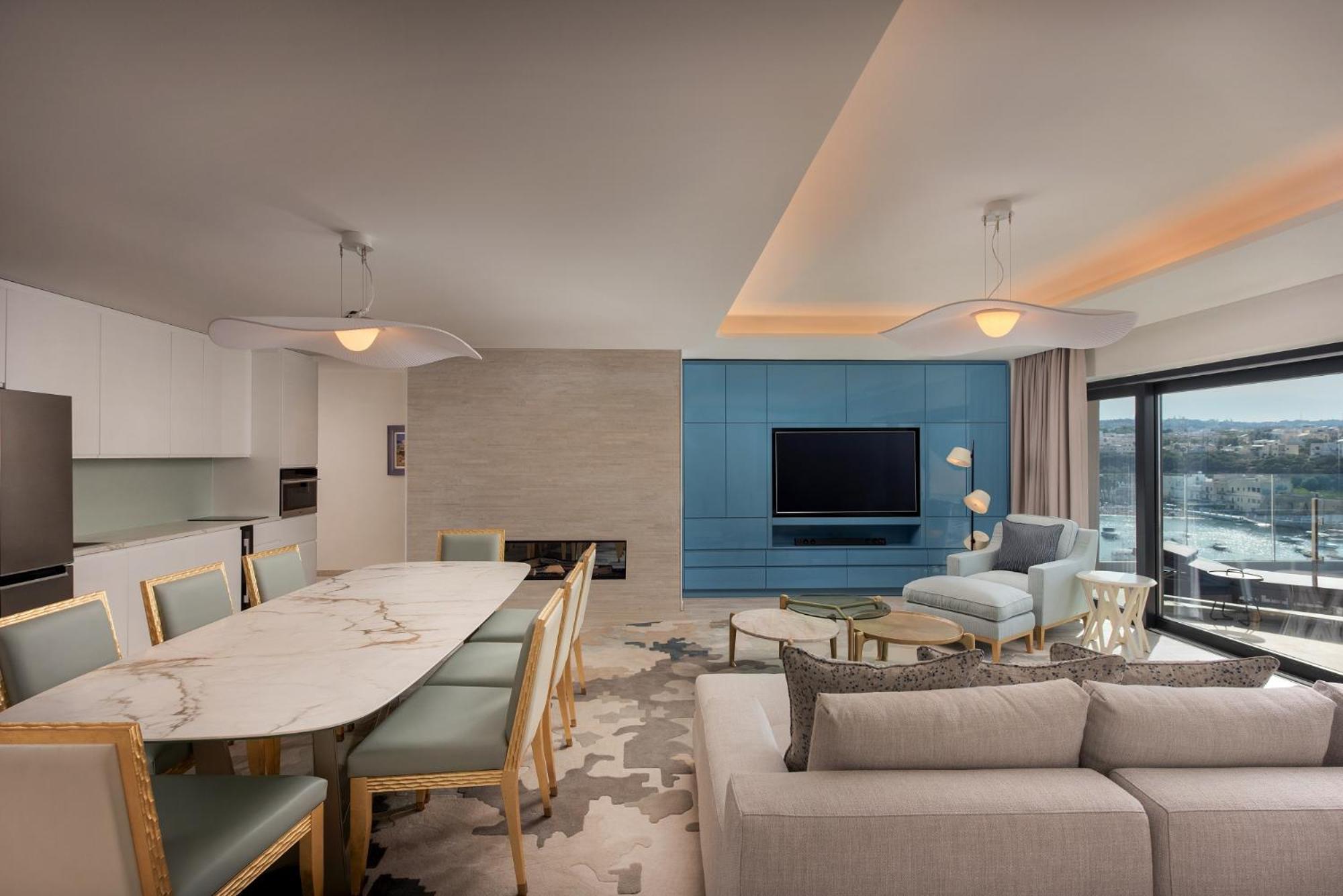 Suite Penthouse Presidencial com 3 Quartos e Vista Mar