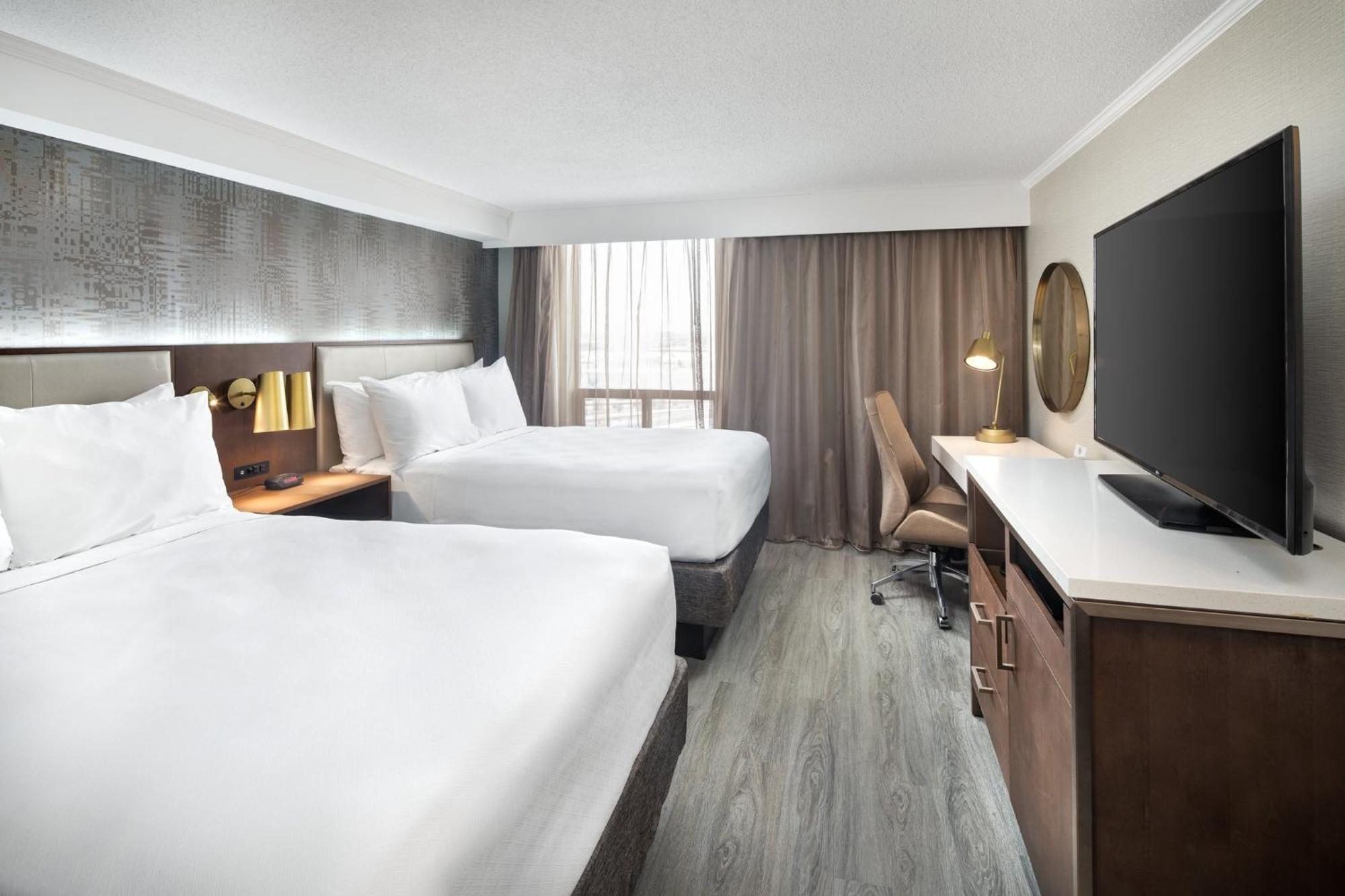 Standard Double Room Bath or Shower Combination
