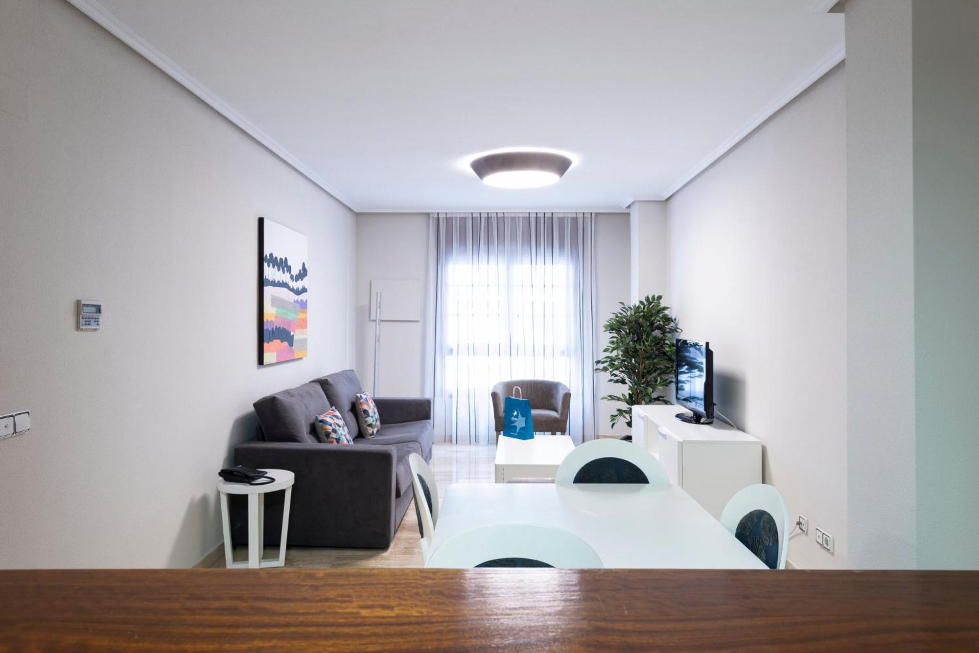 1 Bedroom Apartment