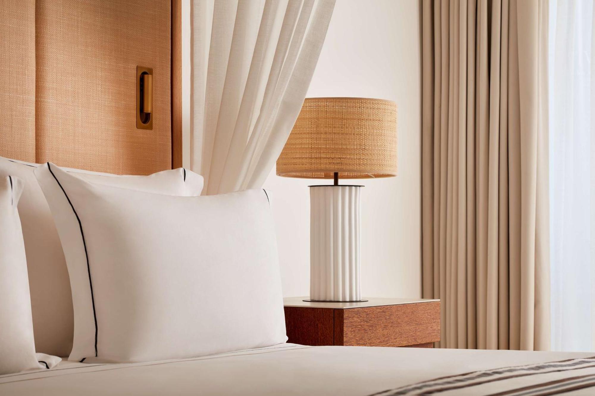 Deluxe Double or Twin Room Marina View