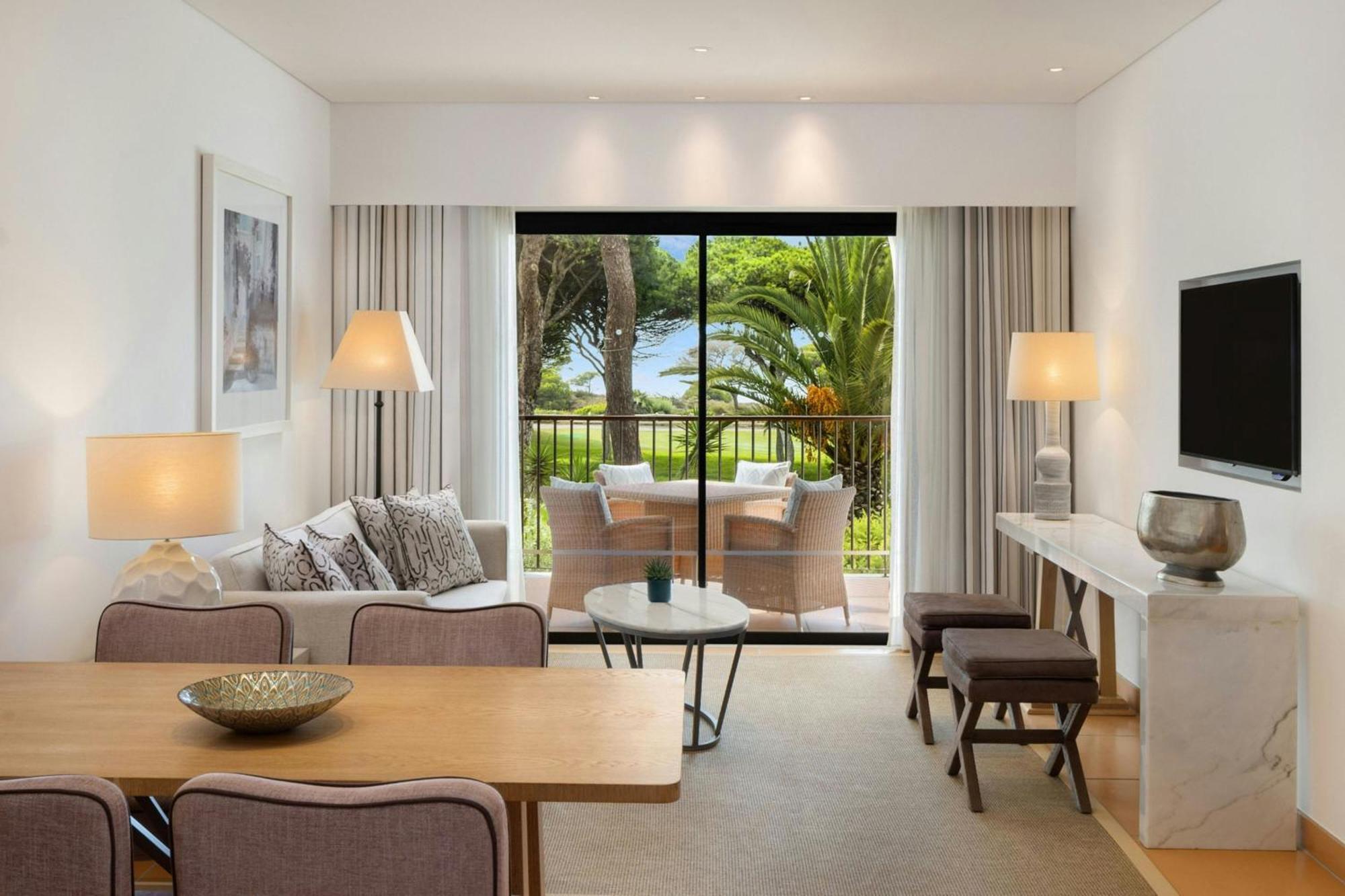 Suite Familiar Oceano com 2 Quartos e Vista Piscina