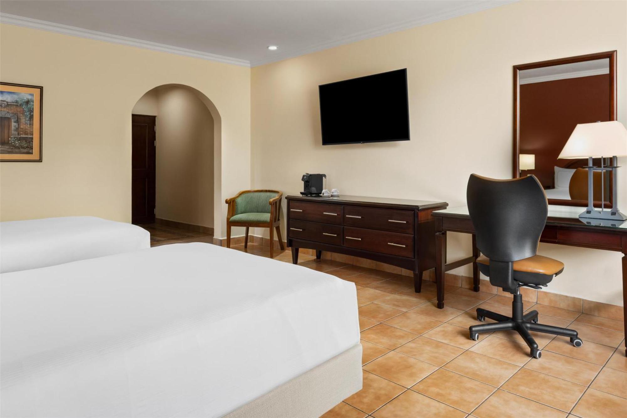 Executive Room Two Double Beds Balcony Lounge Access