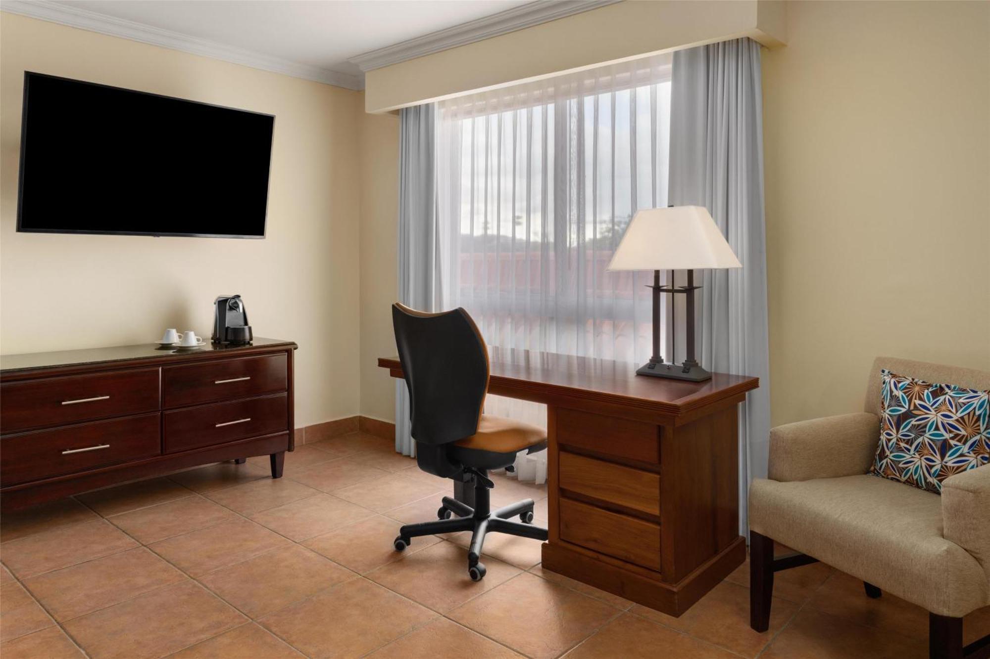 Standard King Room