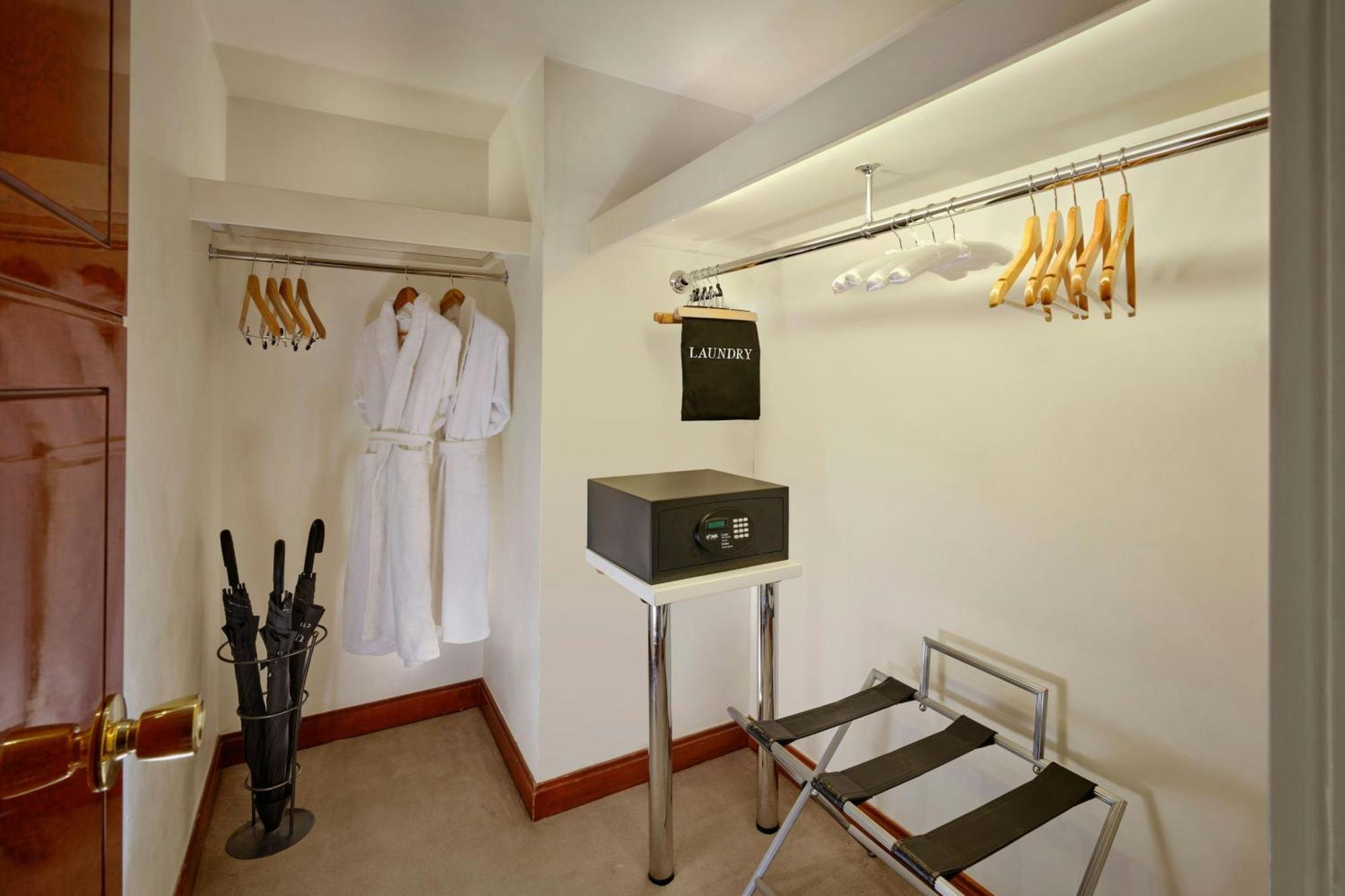 Suite Hyde Park Penthouse 2 Chambres - Vue sur Toits