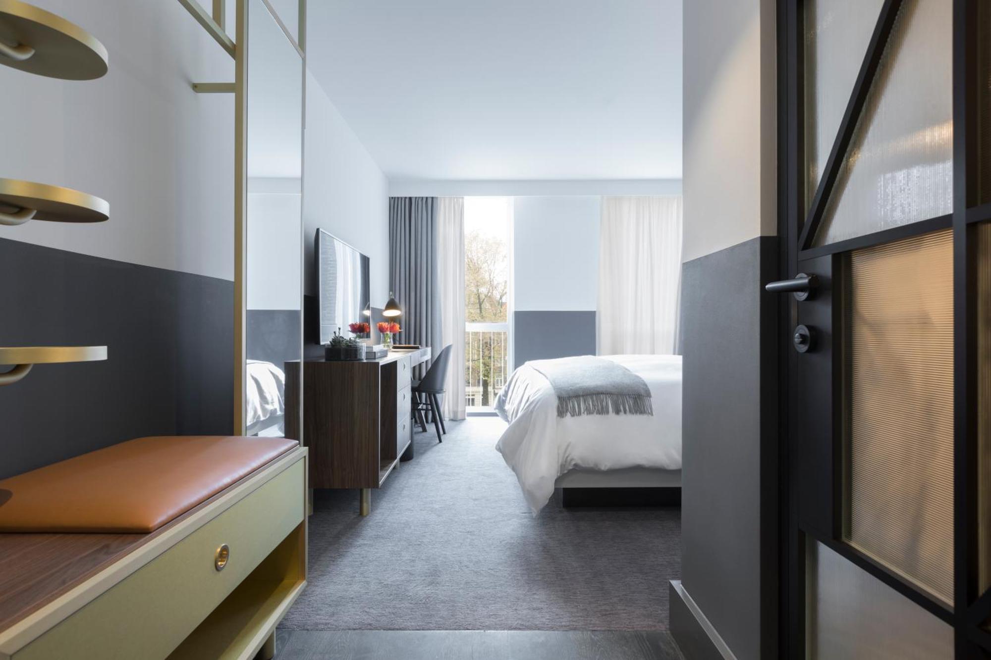 Chambre Lit King-Size Essentielle