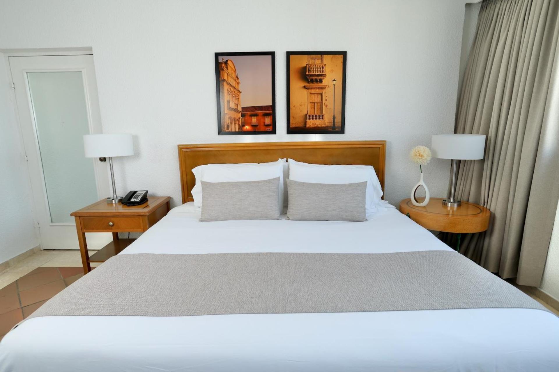 Deluxe Double Room,1658756797:JPEG