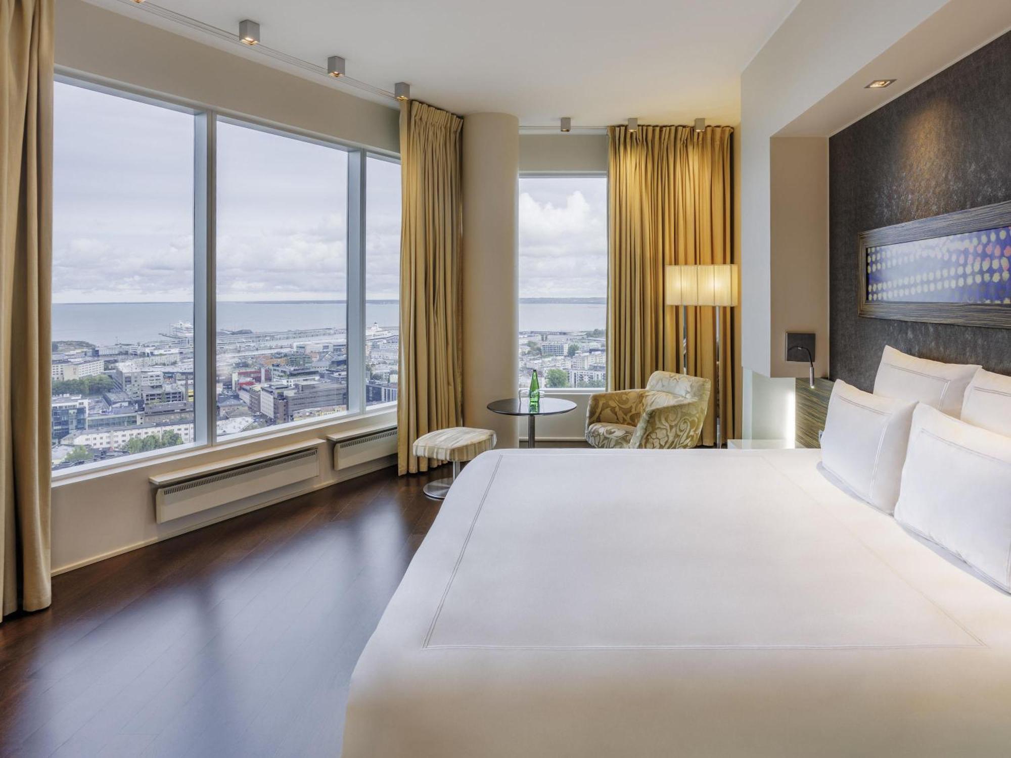 Grand Room Harbour View