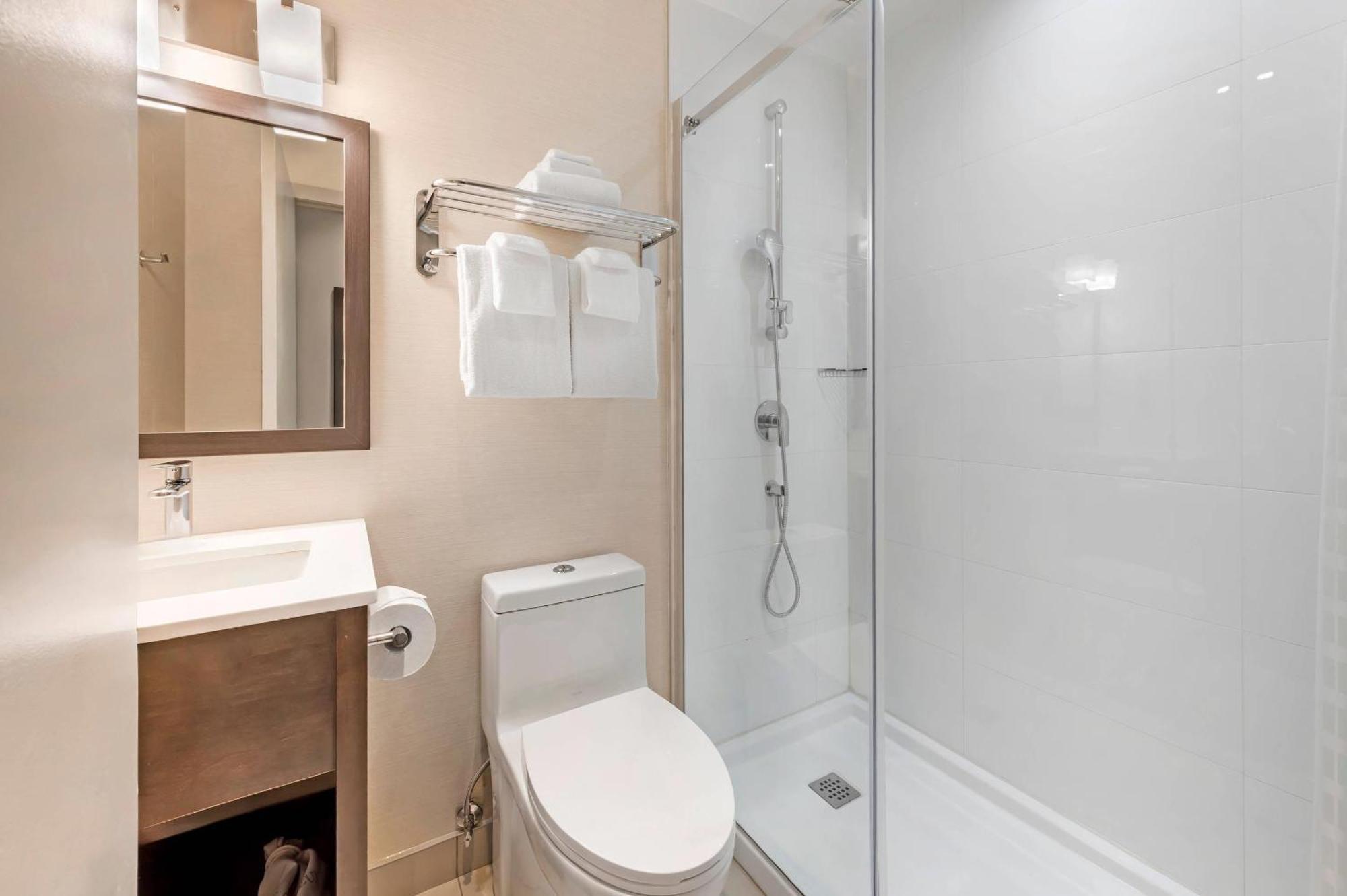 Double Room Two Double Beds Non-Smoking