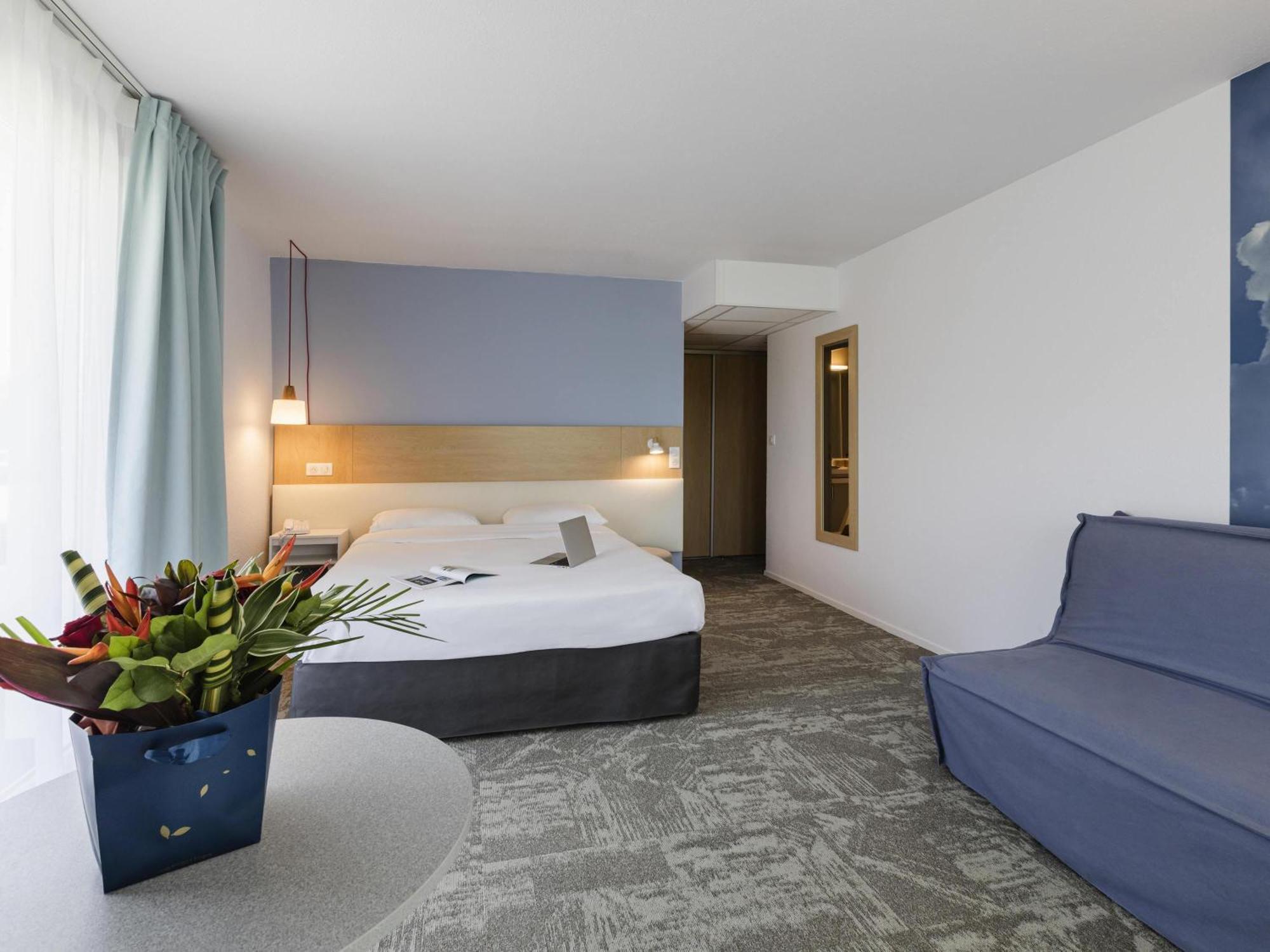 Double Room with Sofa Bed and Terrace,1717001908:JPEG