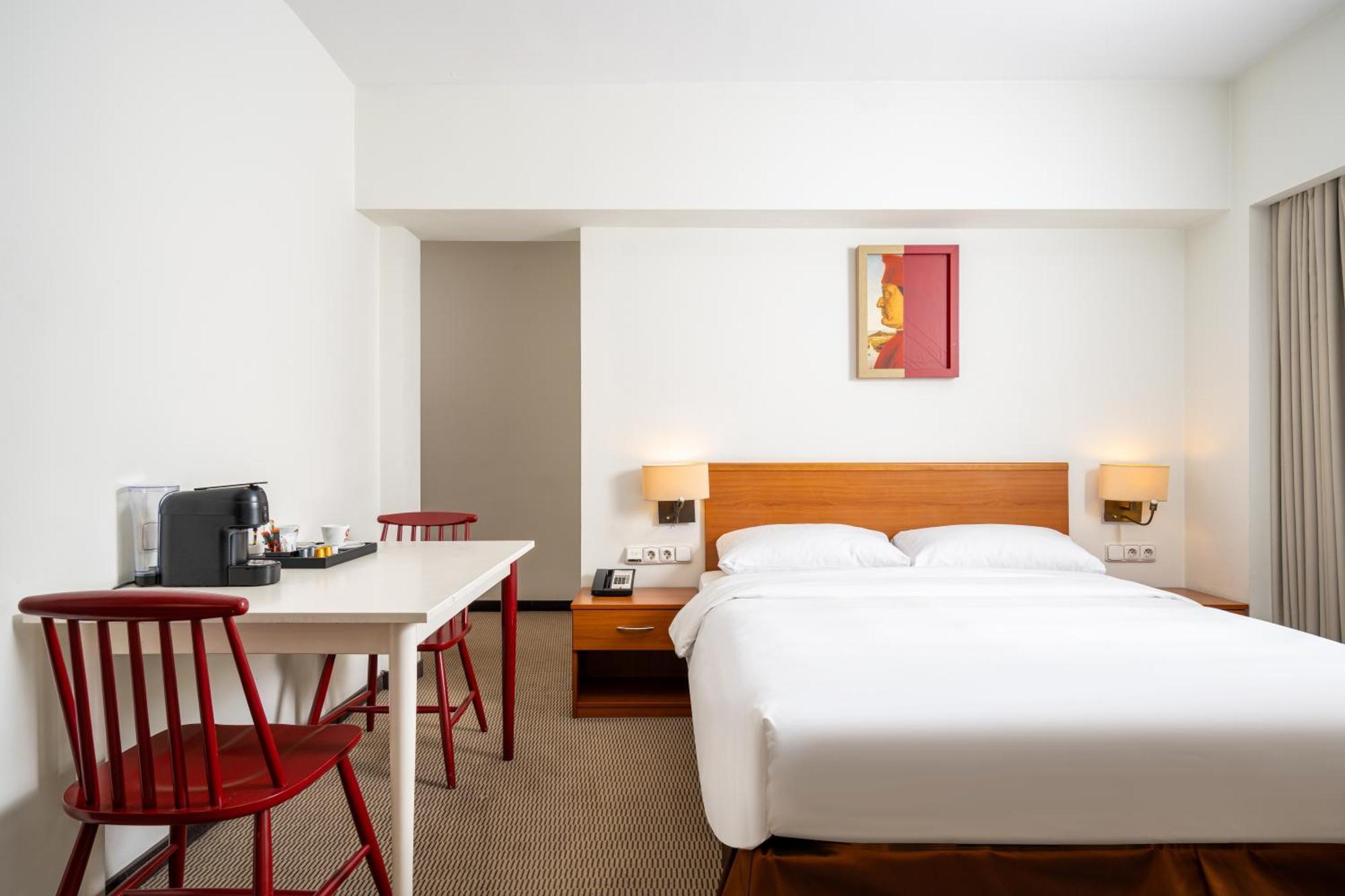 Cozy Double Room