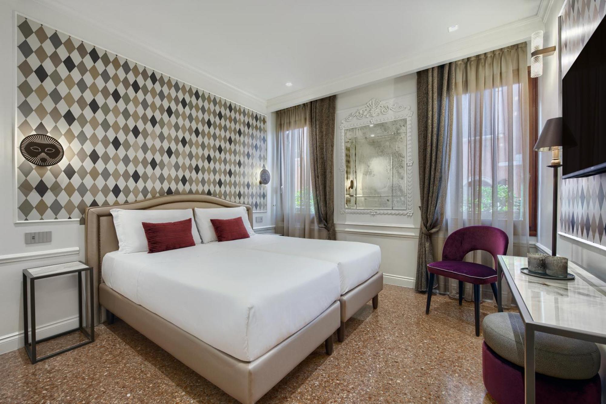 Triple Room,1742585739:JPEG