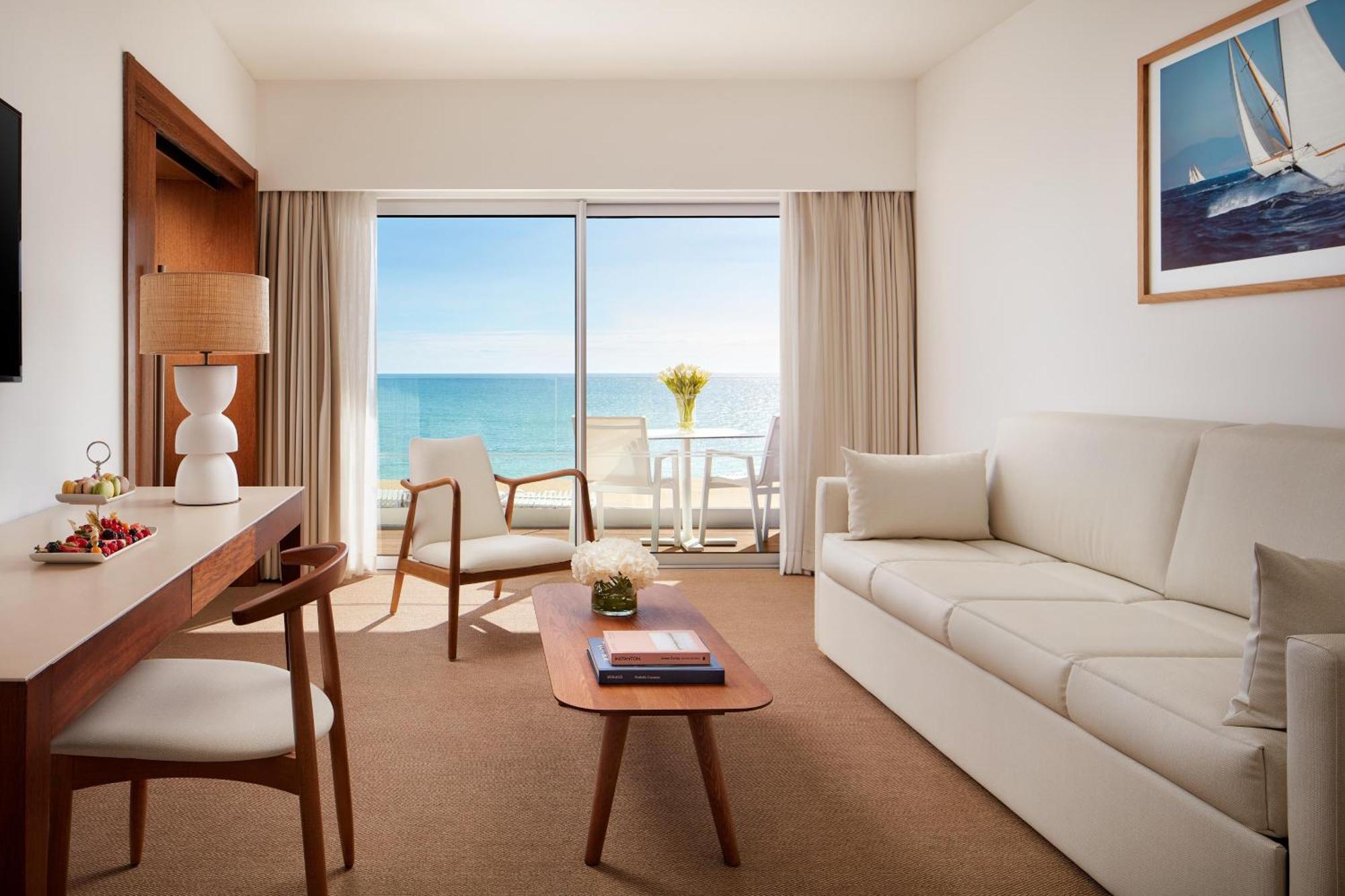 Deluxe Double or Twin Room Marina View