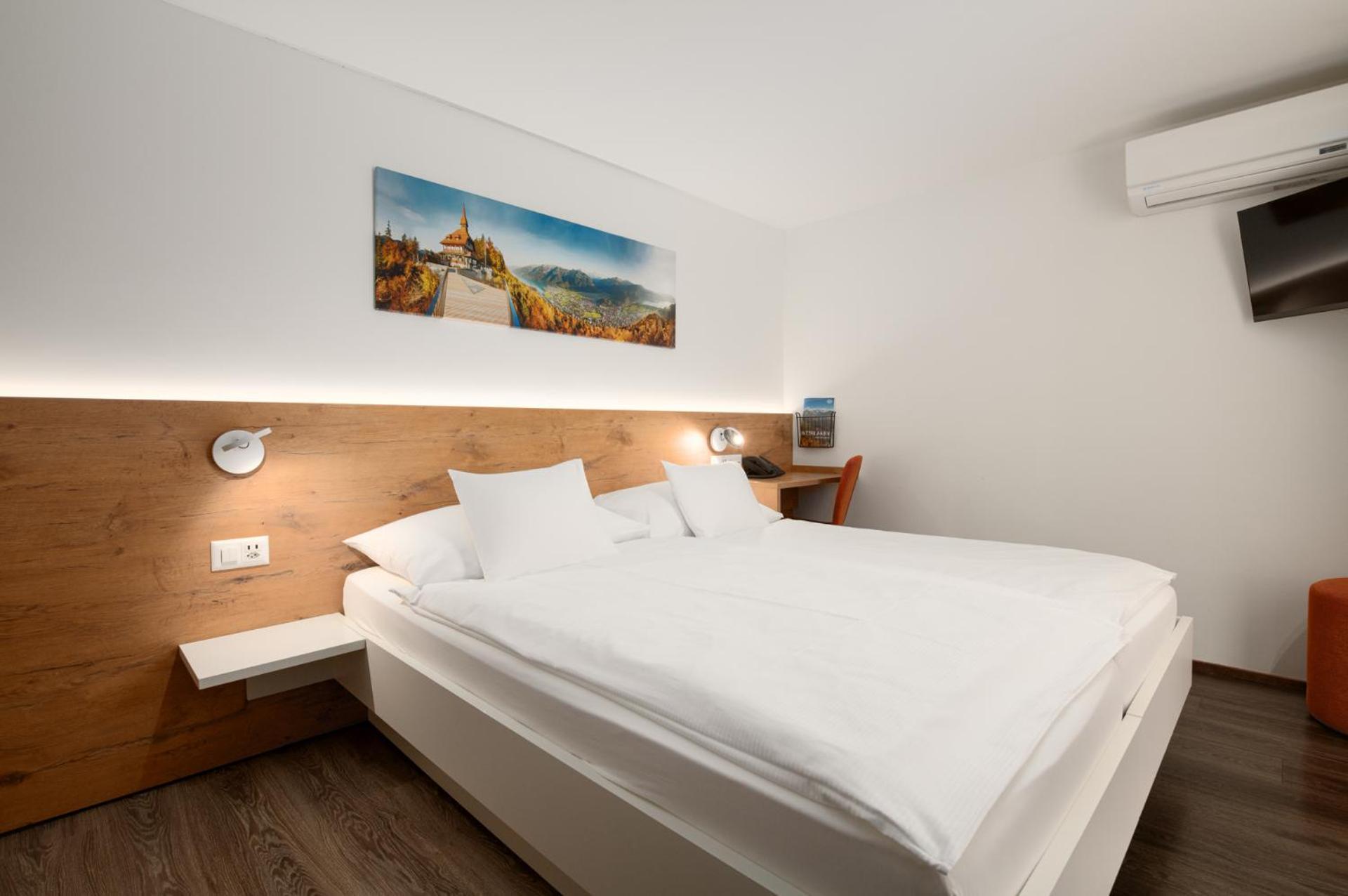 Superior Twin Room Air Conditioning