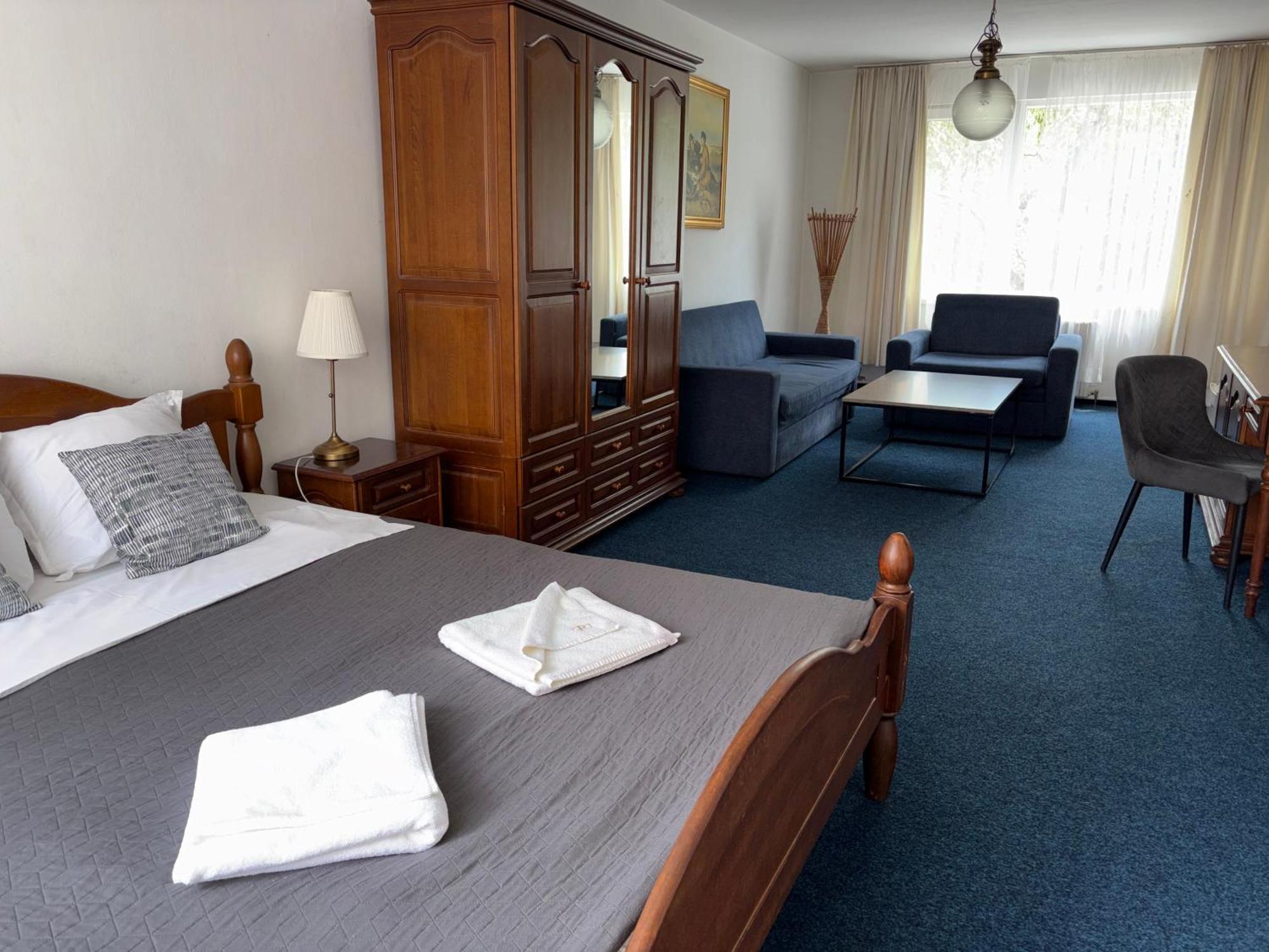 Junior Suite