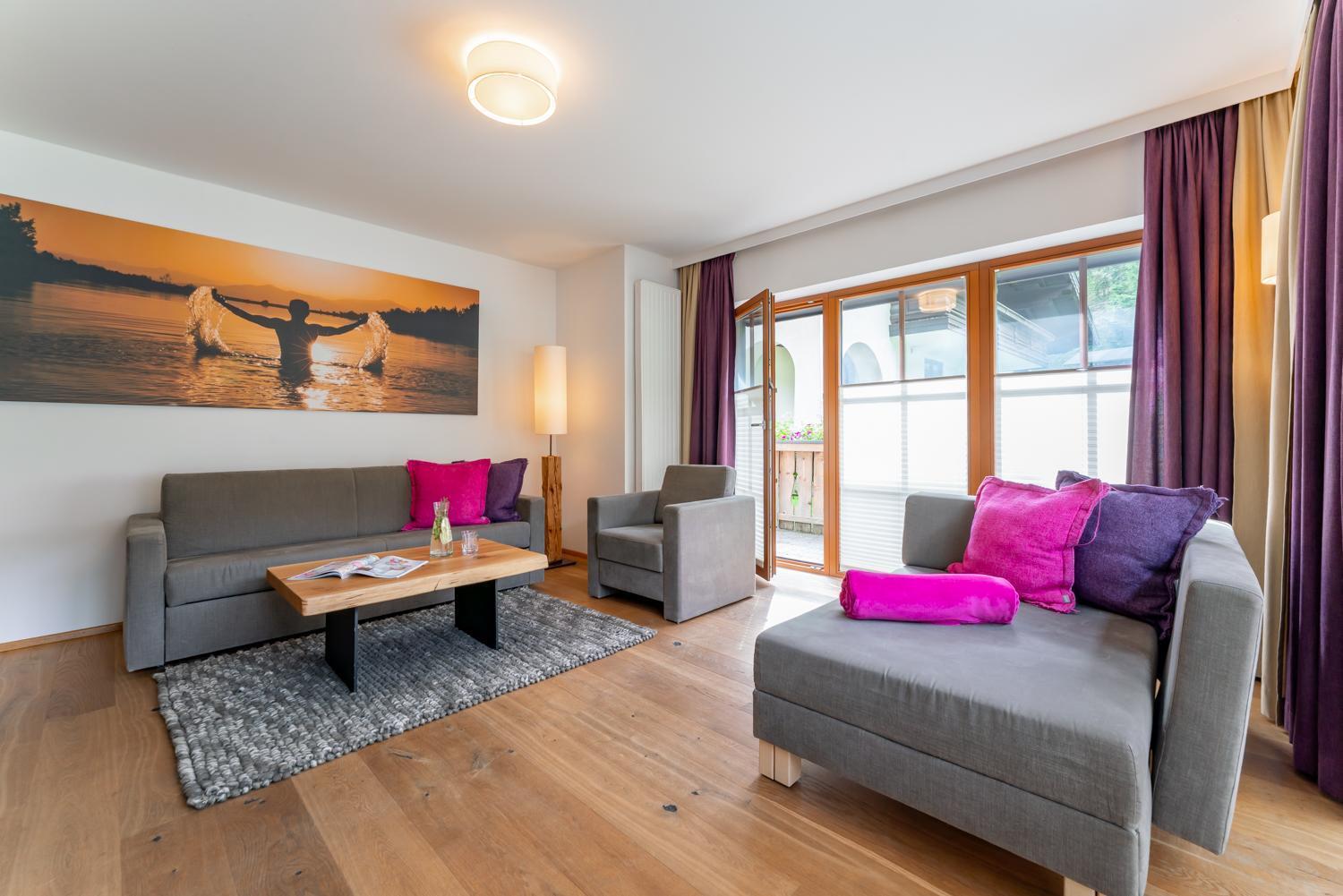 Comfort One-Bedroom Suite Terrace