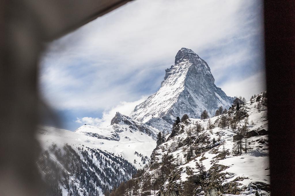 Chambre Double - Vue sur Mont Cervin