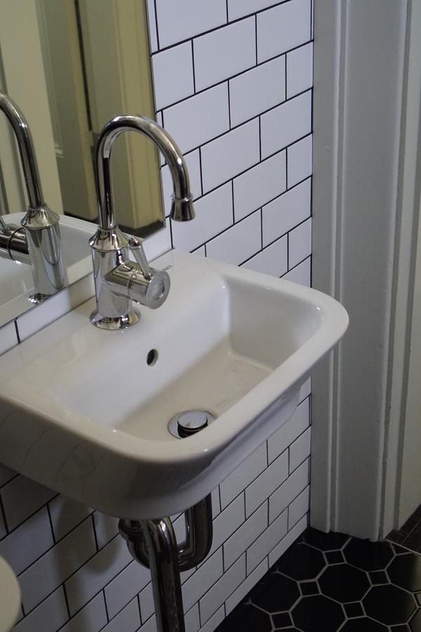 Single Room with Shared Bathroom