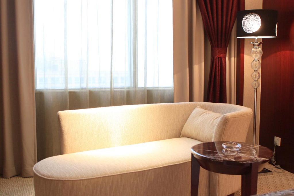 Executive Deluxe Twin Room