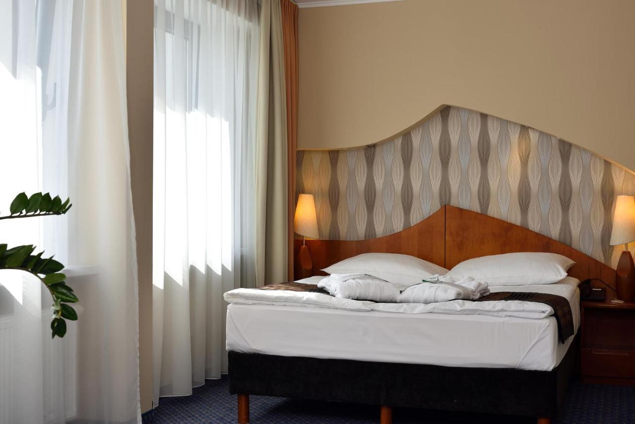 Double Room,736326541:JPEG