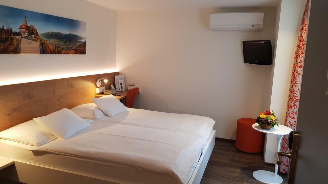 Superior Twin Room Air Conditioning