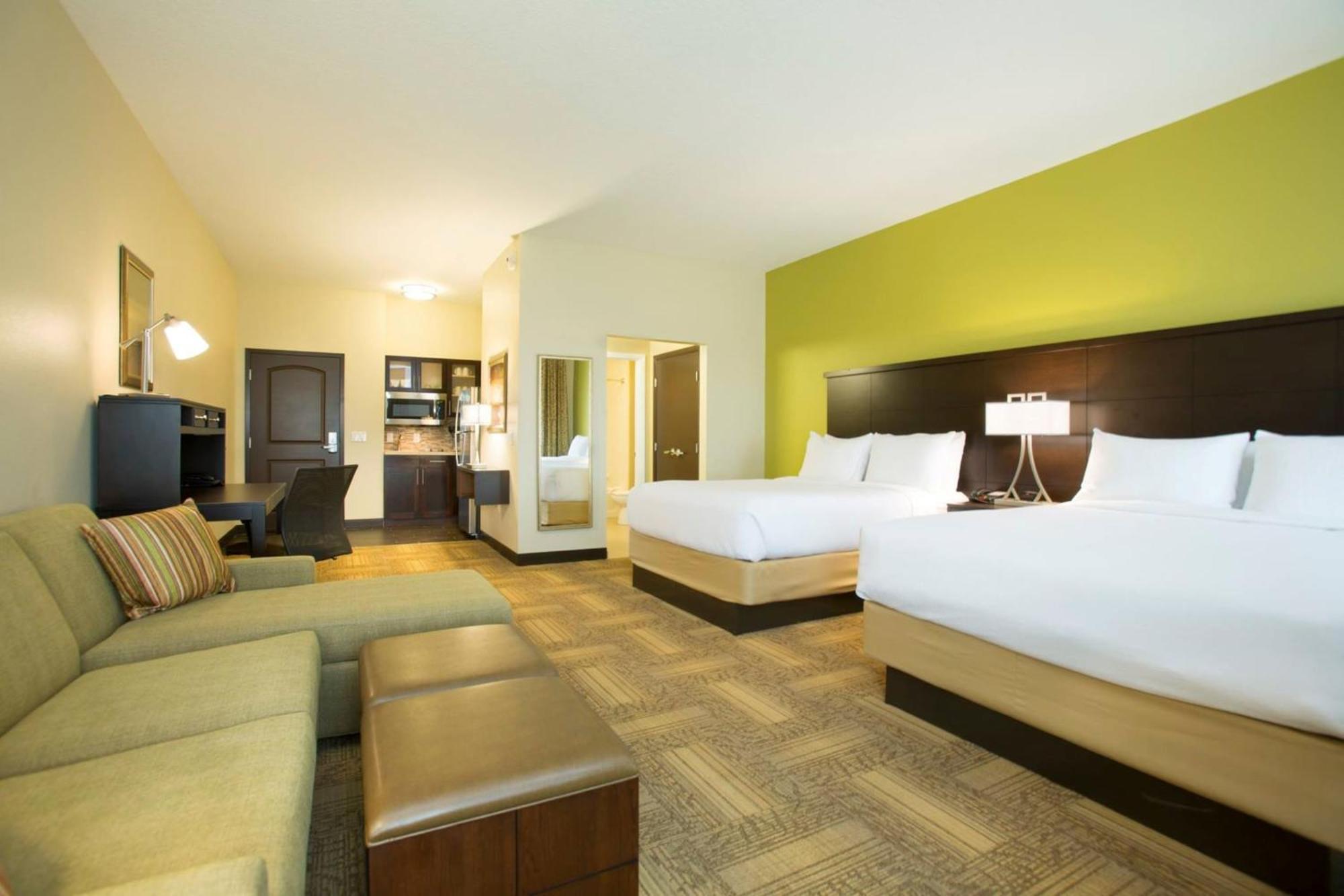 Studio Suite Two Queen Beds