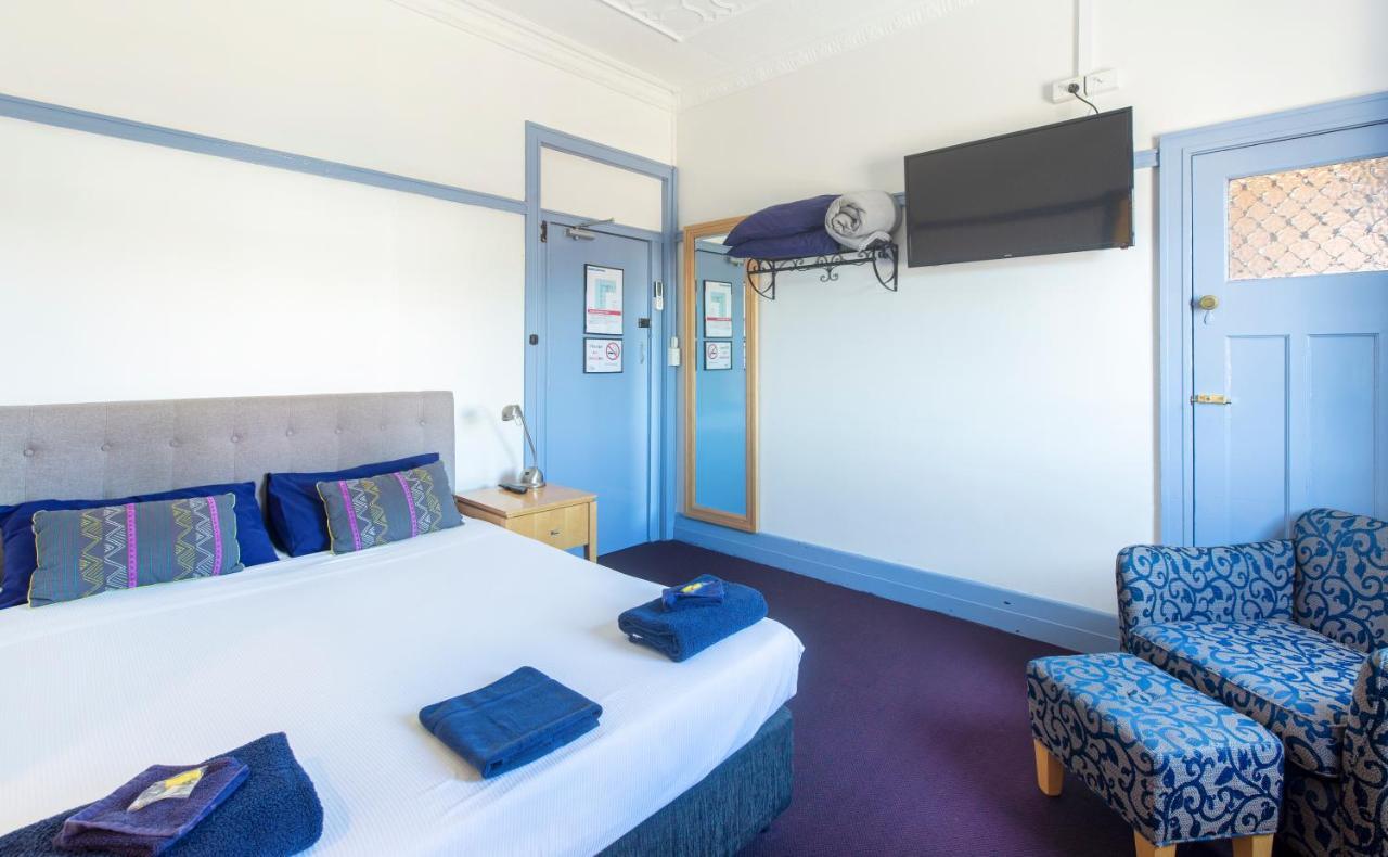 Double Room Private Bathroom