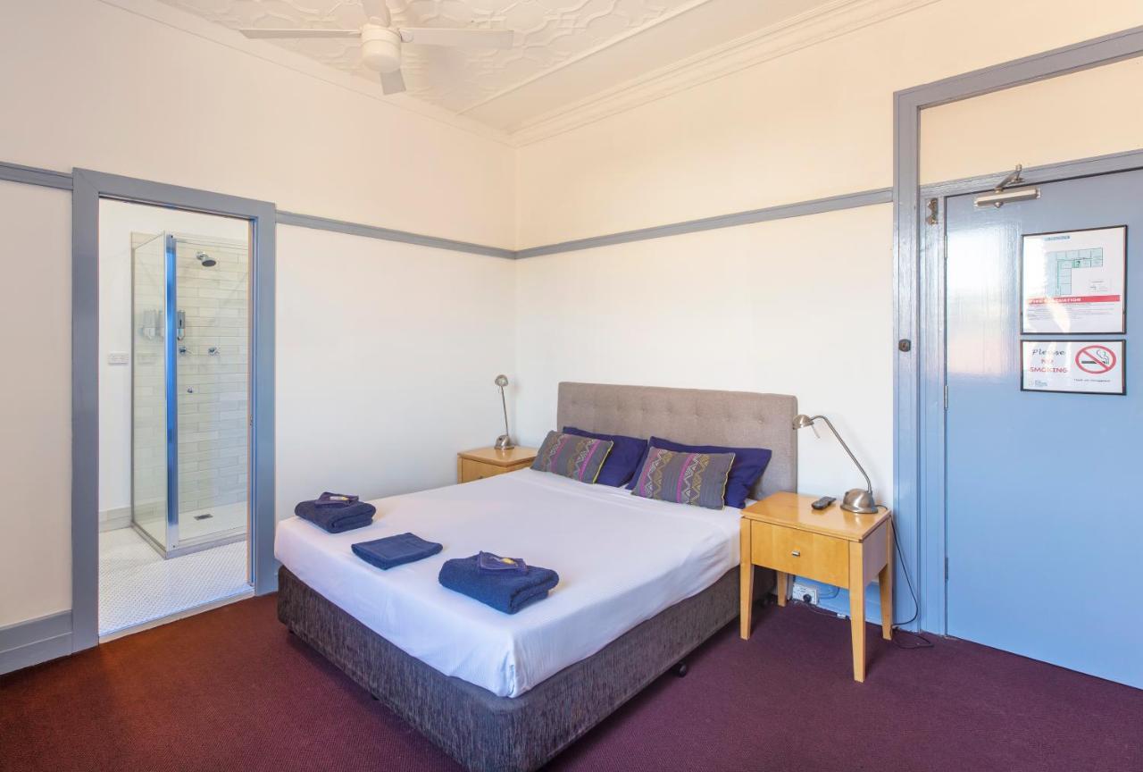 Double Room Private Bathroom