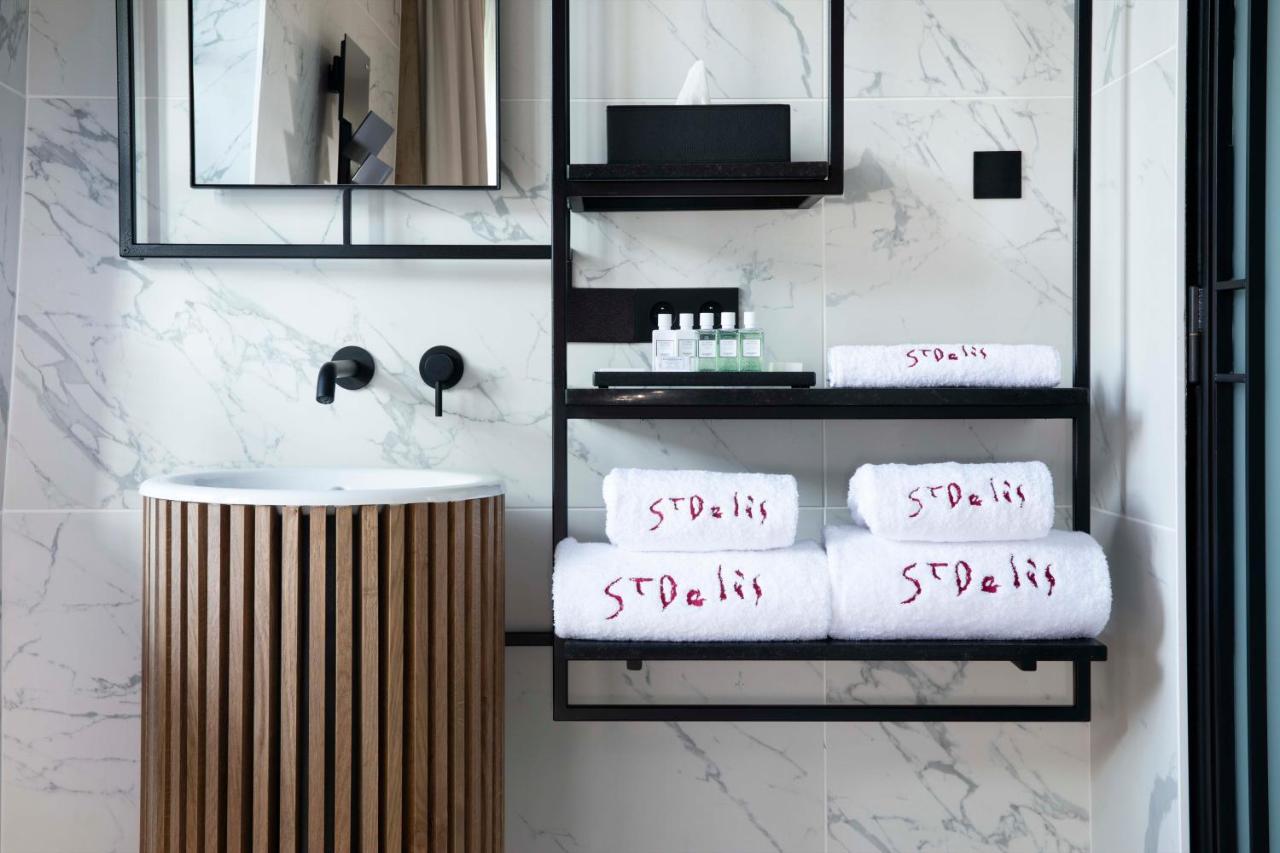 Superior Room steam shower