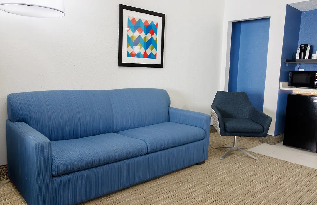 Holiday Inn Express Hotel & Suites Dayton-Huber Heights, An Ihg Hotel-1