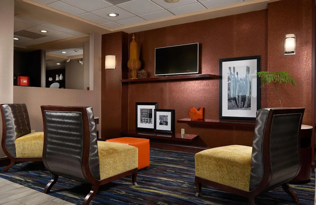 Hampton Inn Eagle Pass-1