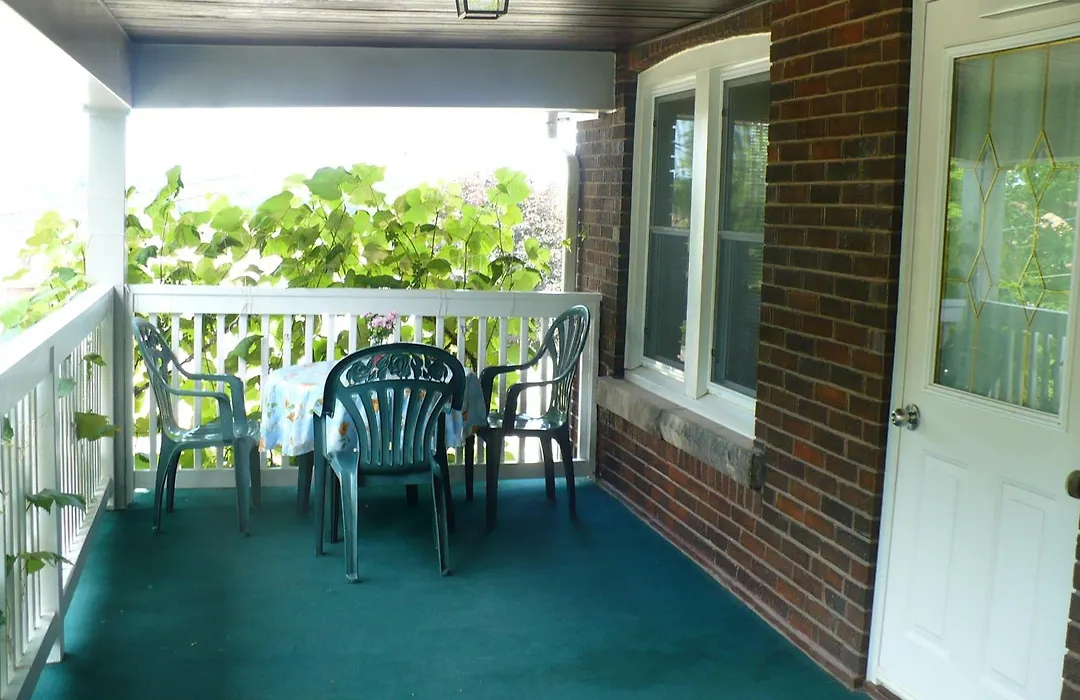 Rainbow Bed & Breakfast-1