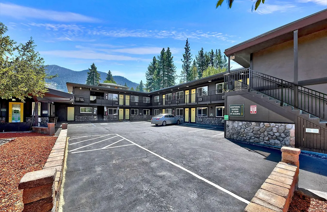 Secrets Inn Lake Tahoe-1