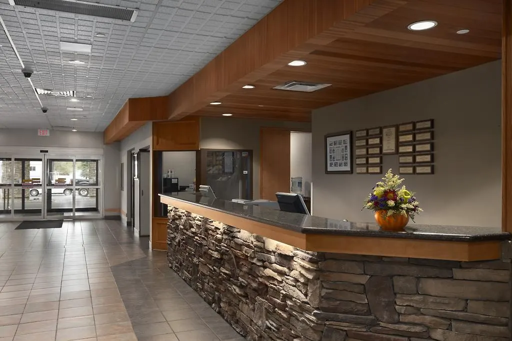 Border Inn & Suites-1