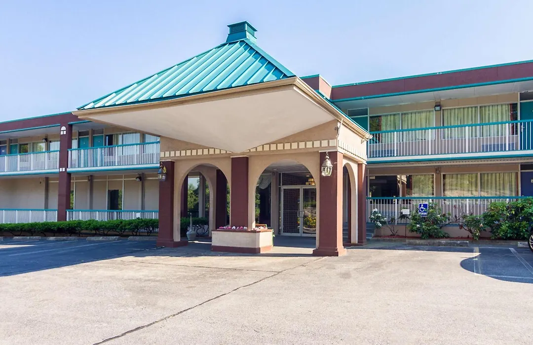 Motel 6-Groton, Ct - Casinos Nearby-1