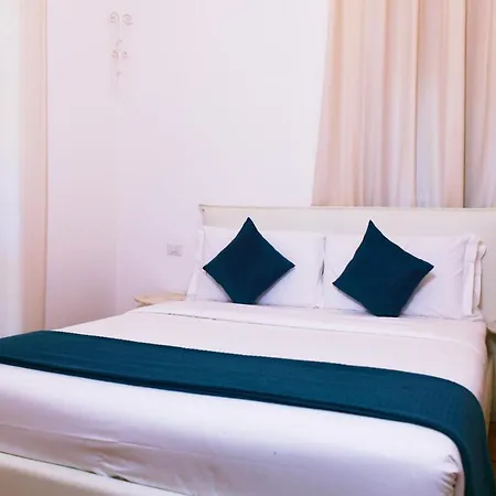La Villa Bed & Breakfast-2