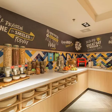 Hampton By Hilton Utrecht Centraal Station-3