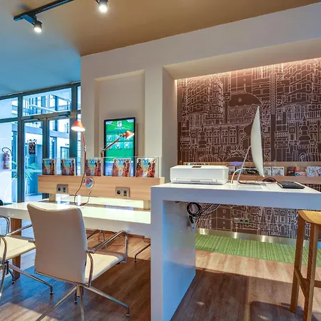 Holiday Inn Prague Airport By Ihg-2