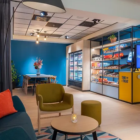 Hampton By Hilton Utrecht Centraal Station-2