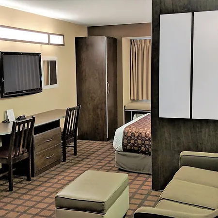 Microtel Inn & Suites By Wyndham Michigan City-2