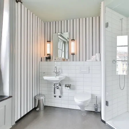 Boutique & Art Hotel Helvetia-2