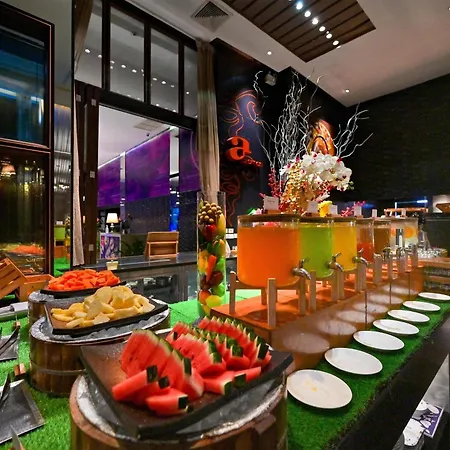 Radisson Suites Bangkok Sukhumvit-2