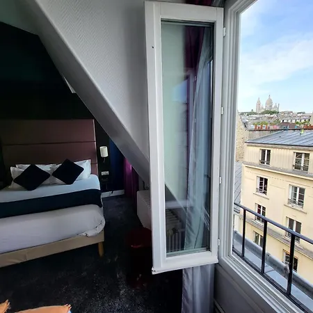 Accueil Hotel Paris Pigalle Montmartre - Hotel Renove-2