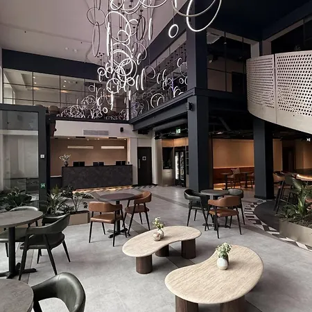 Aloft By Marriott Manchester City Centre-2